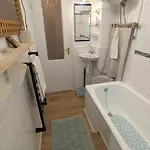 Gesztenyes Backpackers *