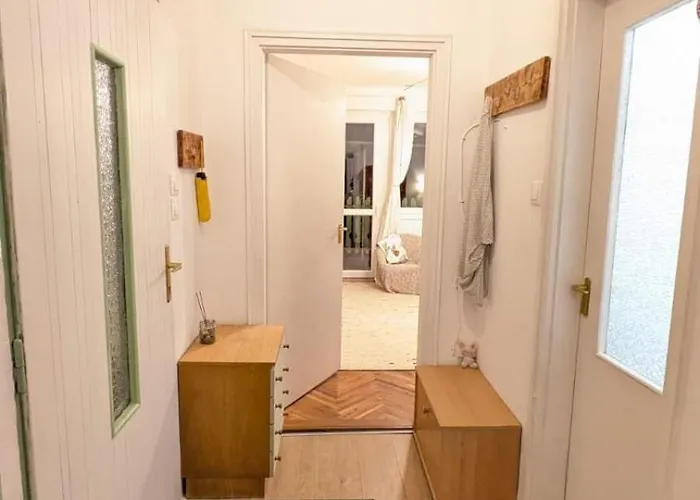 Gesztenyes Backpackers * Kőszeg